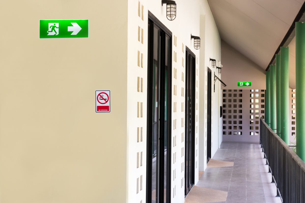 No subestimes la necesidad del alumbrado de emergencia - Villa Flores Martín