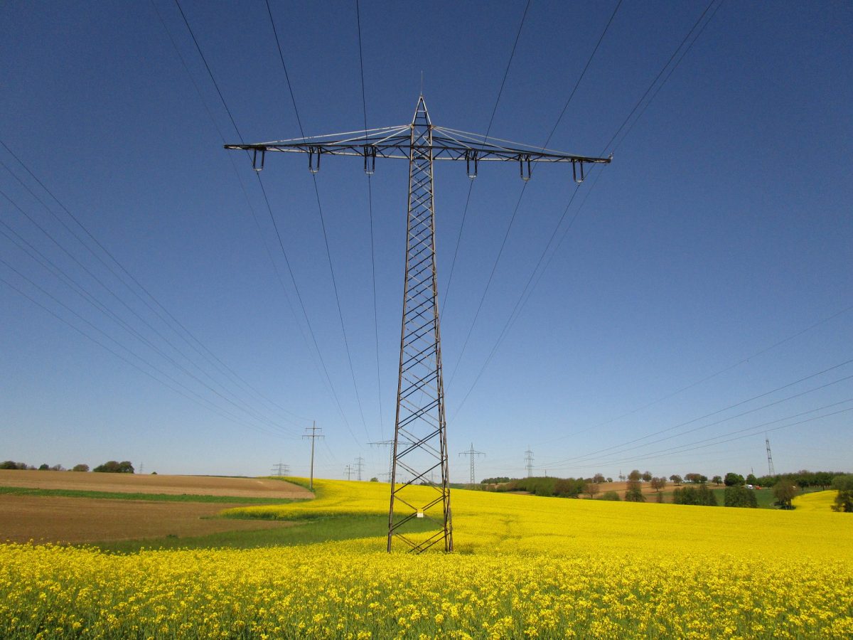 ¿Cuándo realizar las inspecciones y revisiones de las instalaciones eléctricas de AT y BT? - Villa Flores Martín